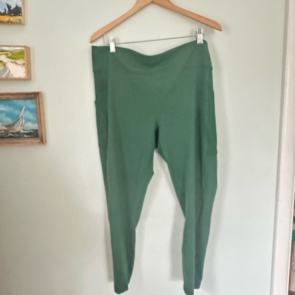 Lululemon Invigorate High Rise Tight 25” - Picture 2 of 4